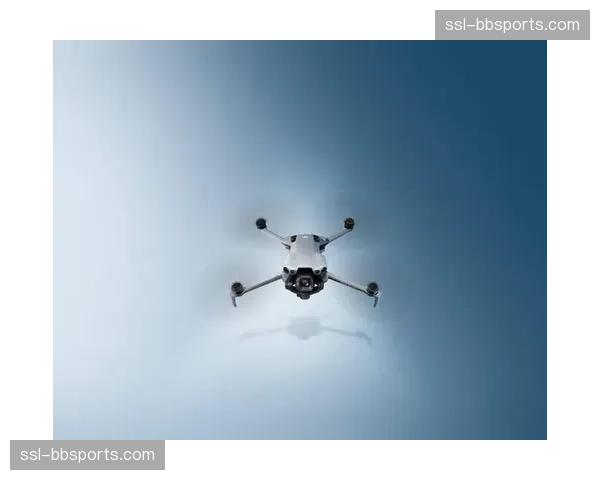 微型无人机航拍系统应用场景拓宽 提供独特视觉叙事角度