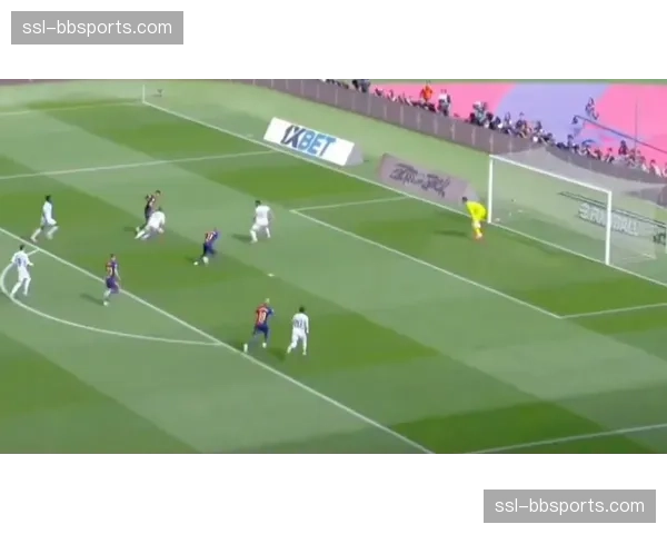 实时统计:国家德比前60分钟,巴萨传球成功率高达92%,但仅1次射正 实时统计:国家德比前60分钟,巴萨传球成功率高达92%,但仅1次射正